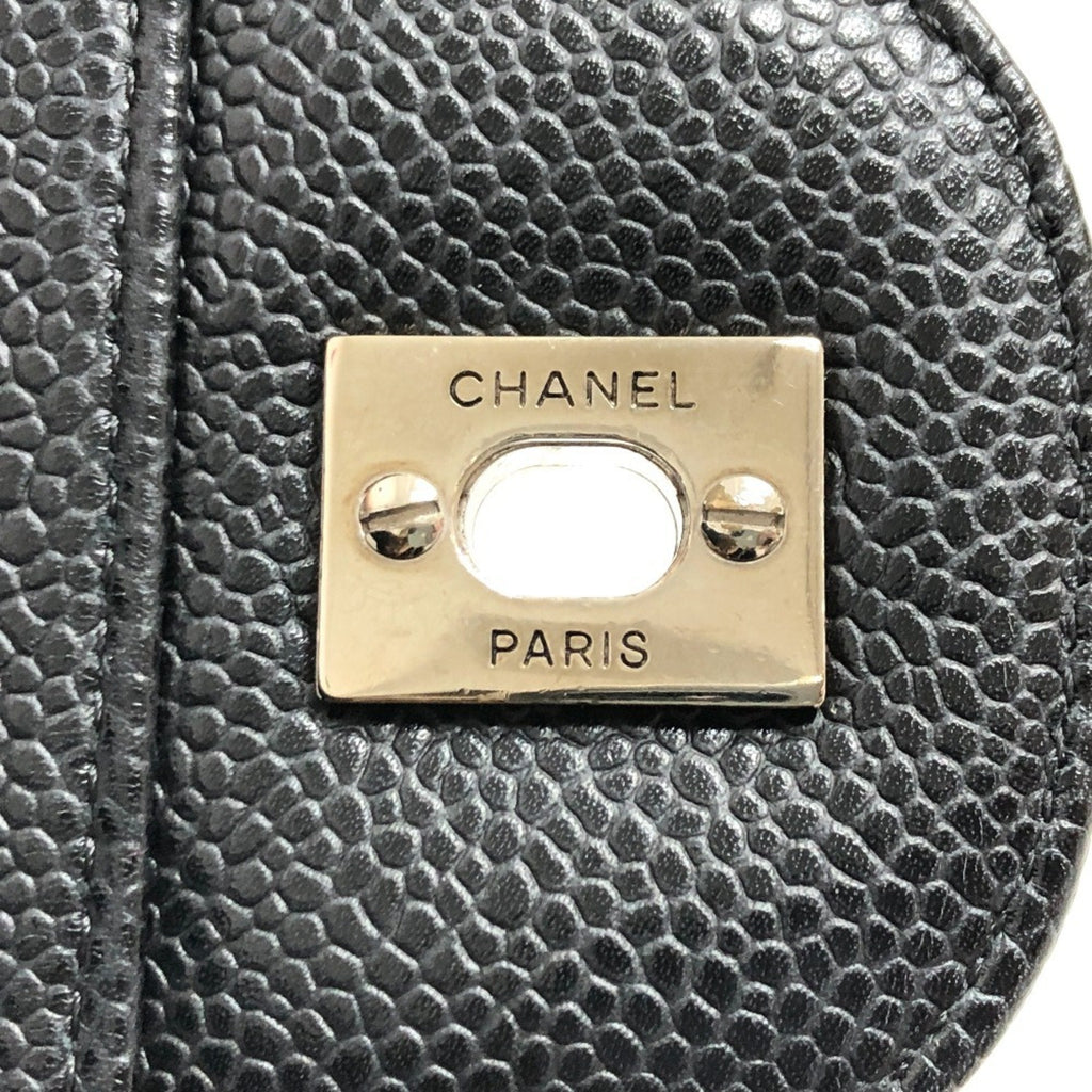 Chanel Black Grained Calfskin Shoulder Bag (Pre-Owned)