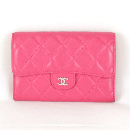 Chanel Pink Leather Wallet (Bi-Fold) (Pre-Owned)