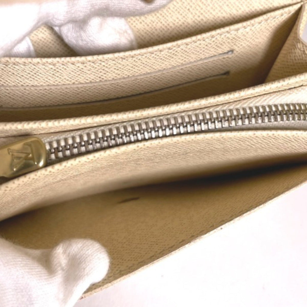 Louis Vuitton Wallet (Bi-Fold) (Pre-Owned)