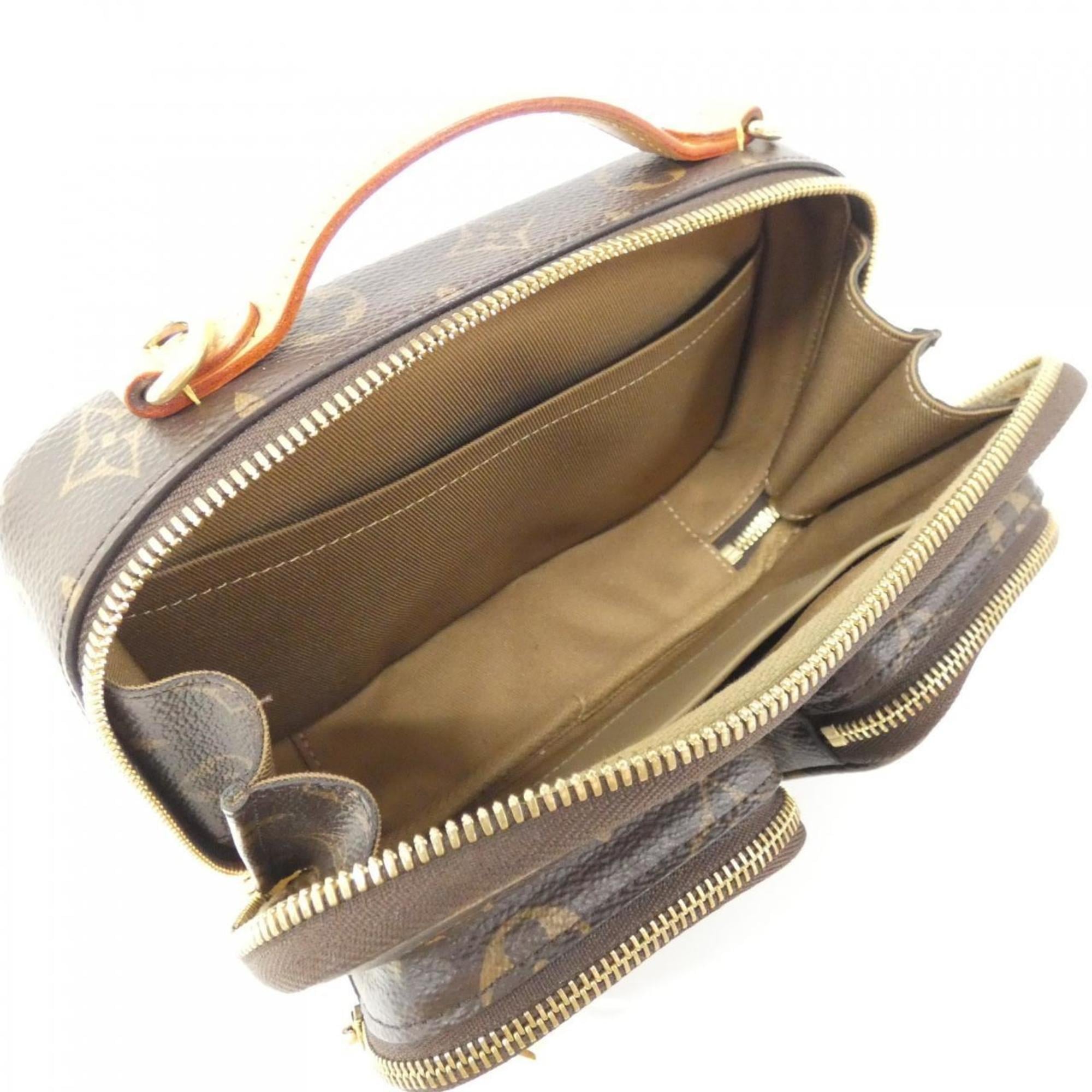 Louis Vuitton Marron Coated Canvas Pouch Shoulder Bag (Pre-Owned)