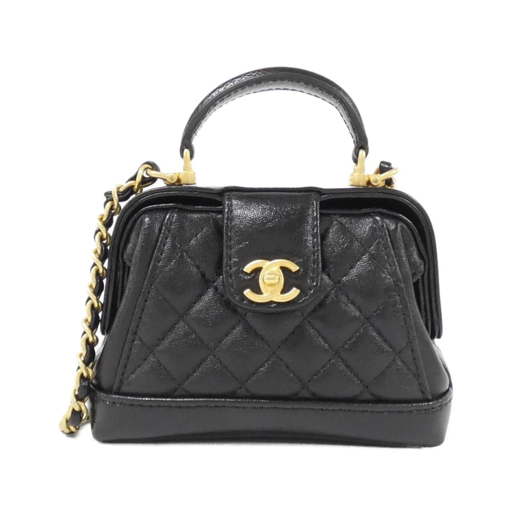 Chanel Black Leather Shoulder Bag (Pre-Owned)