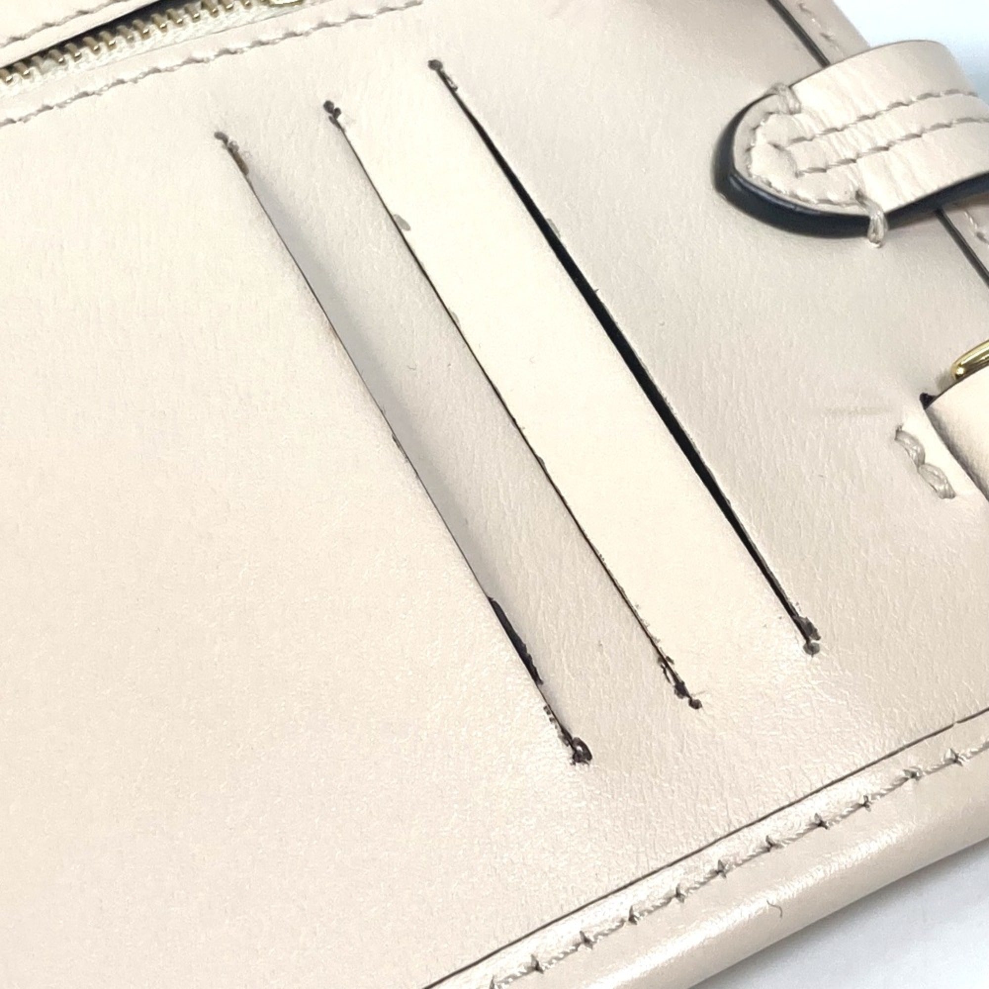 Fendi Beige Other Pouch (Pre-Owned)