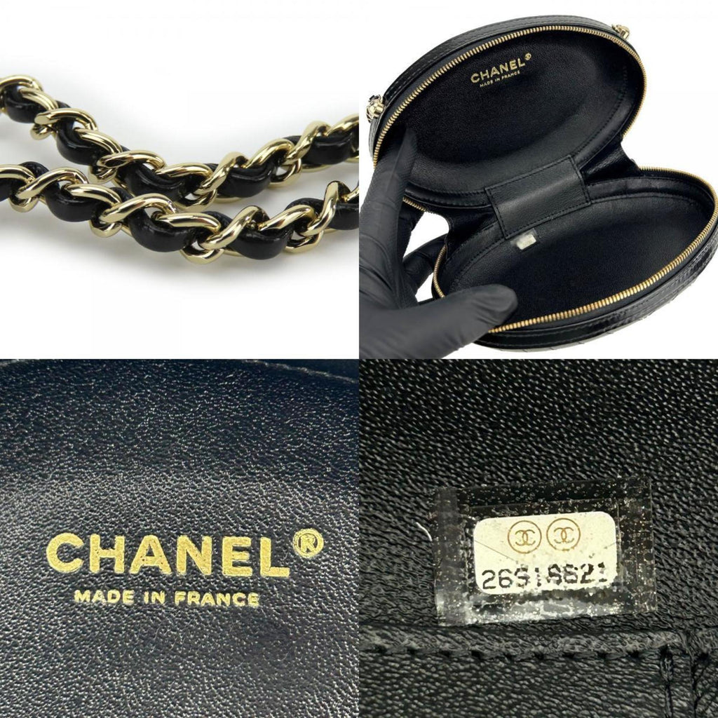 Chanel Black Leather Shoulder Bag (Pre-Owned)