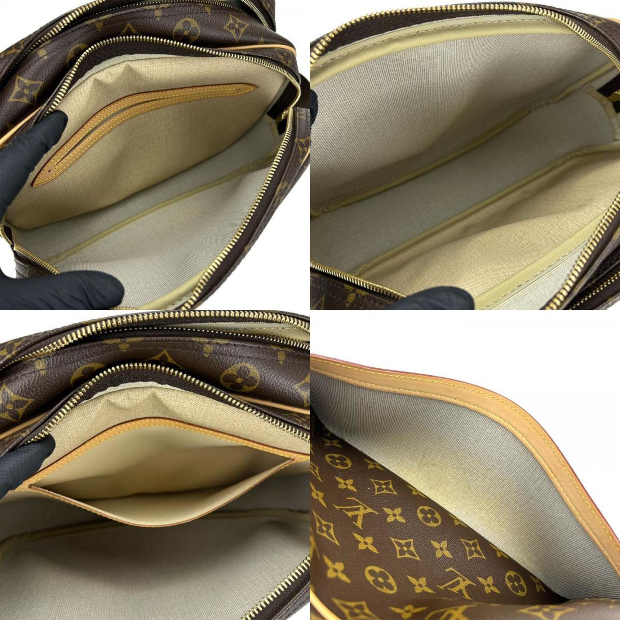 Louis Vuitton Monogram Brown Monogram Shoulder Bag (Pre-Owned)