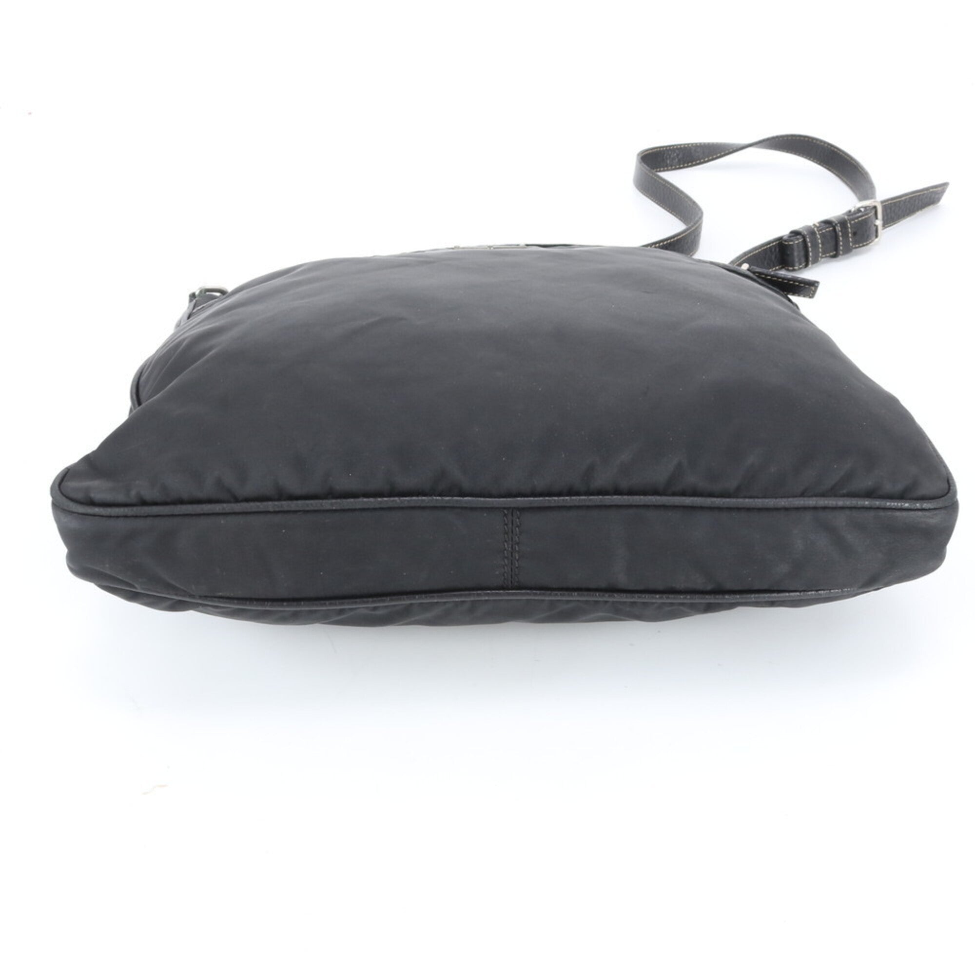 Prada Black Nylon Leather Shoulder Bag (Pre-Owned)