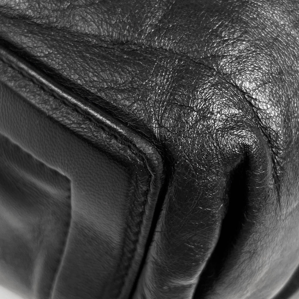 Chanel Black Leather Handbag Tote Bag (Pre-Owned)