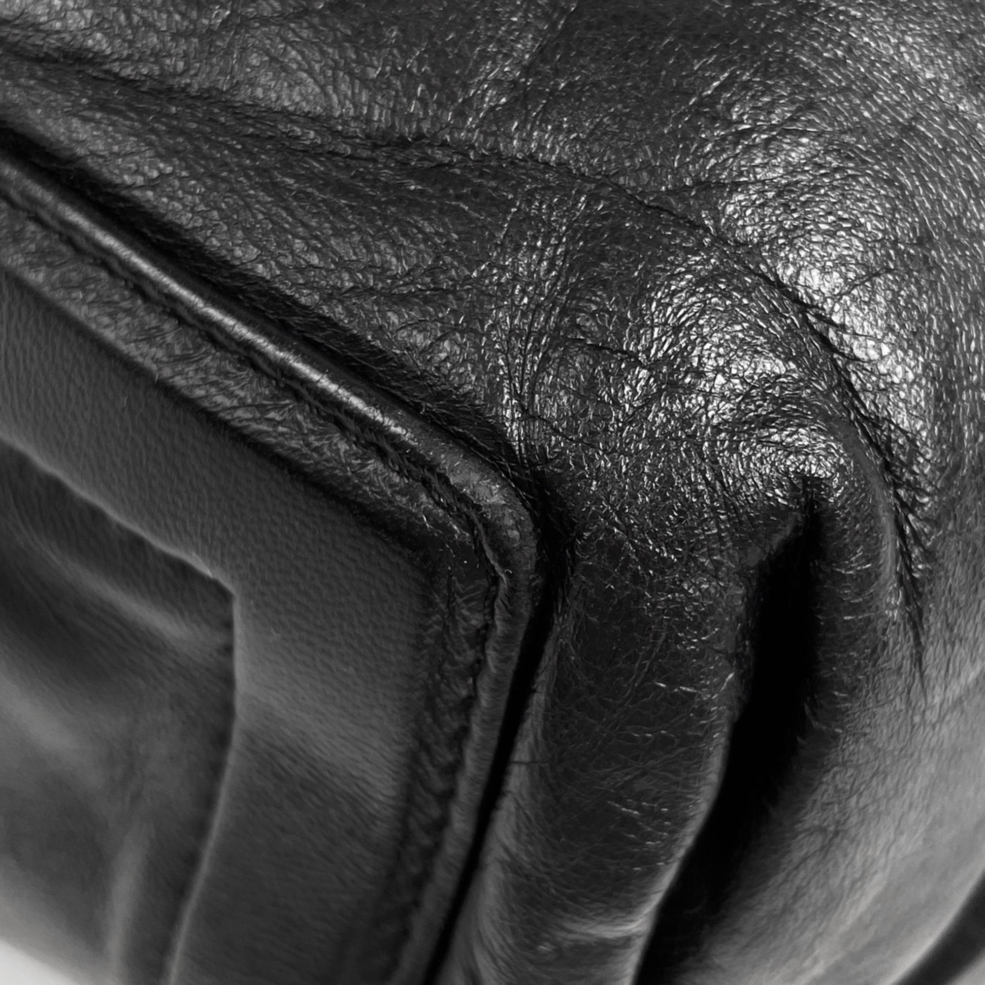 Chanel Black Leather Handbag Tote Bag (Pre-Owned)