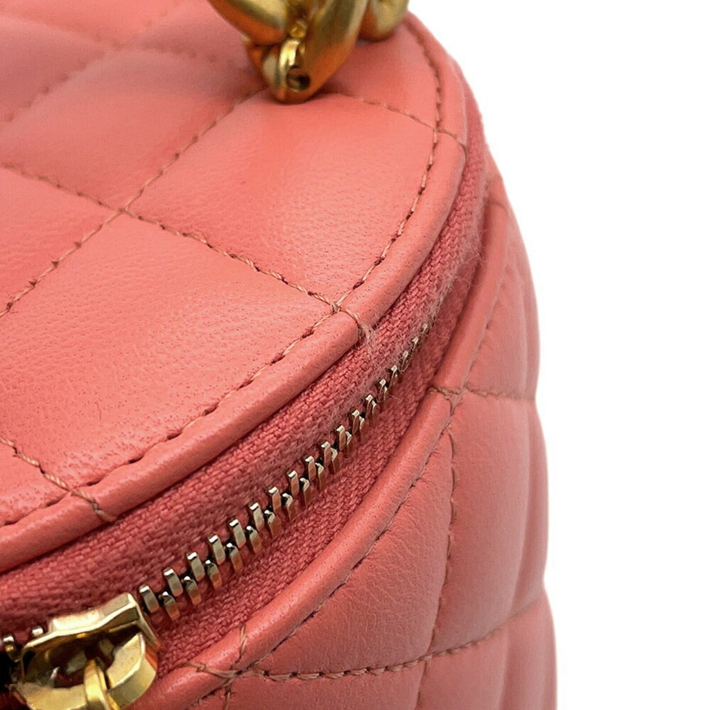 Chanel Pink Leather Shoulder Bag (Pre-Owned)