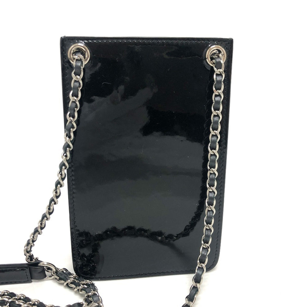 Chanel Black Pouch Shoulder Bag (Pre-Owned)