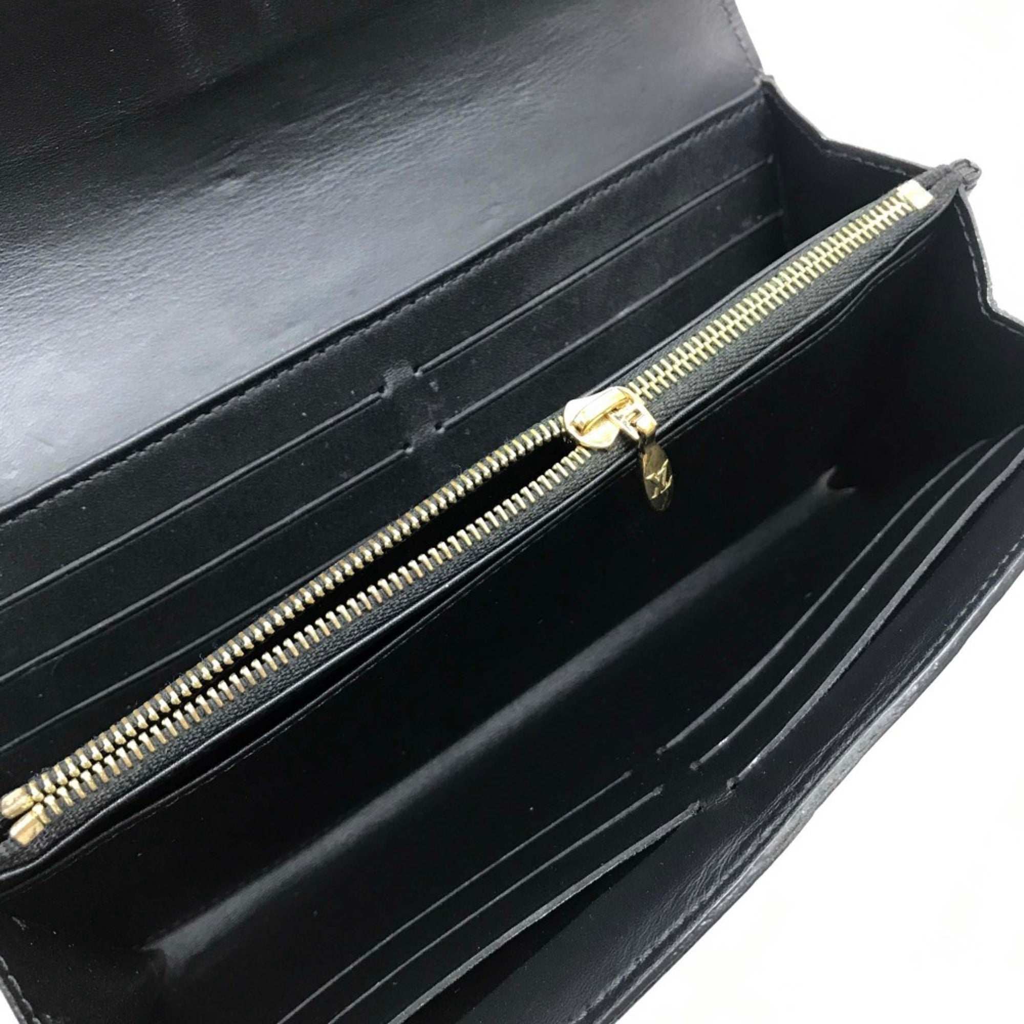 Louis Vuitton White Leather Long Wallet (Bi-Fold) (Pre-Owned)