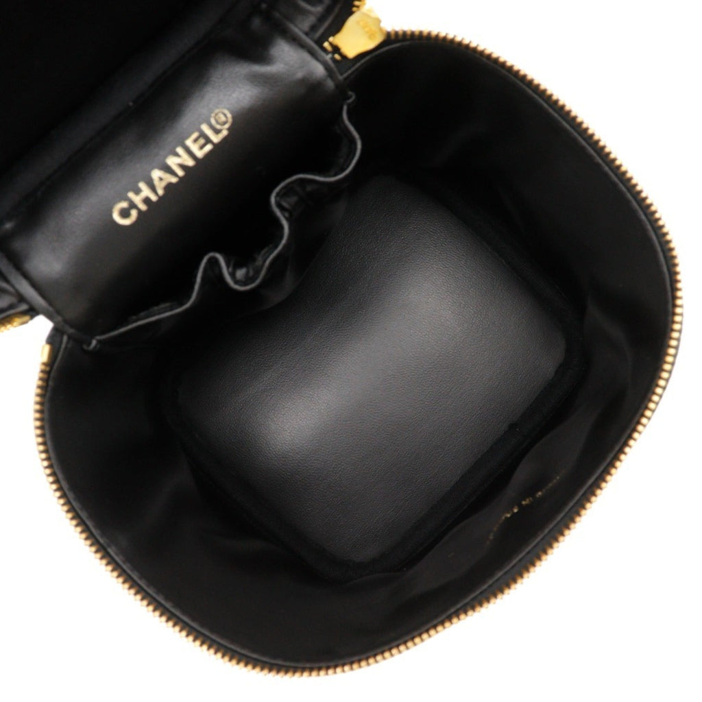 Chanel Caviar Skin Black Caviar Leather Handbag (Pre-Owned)