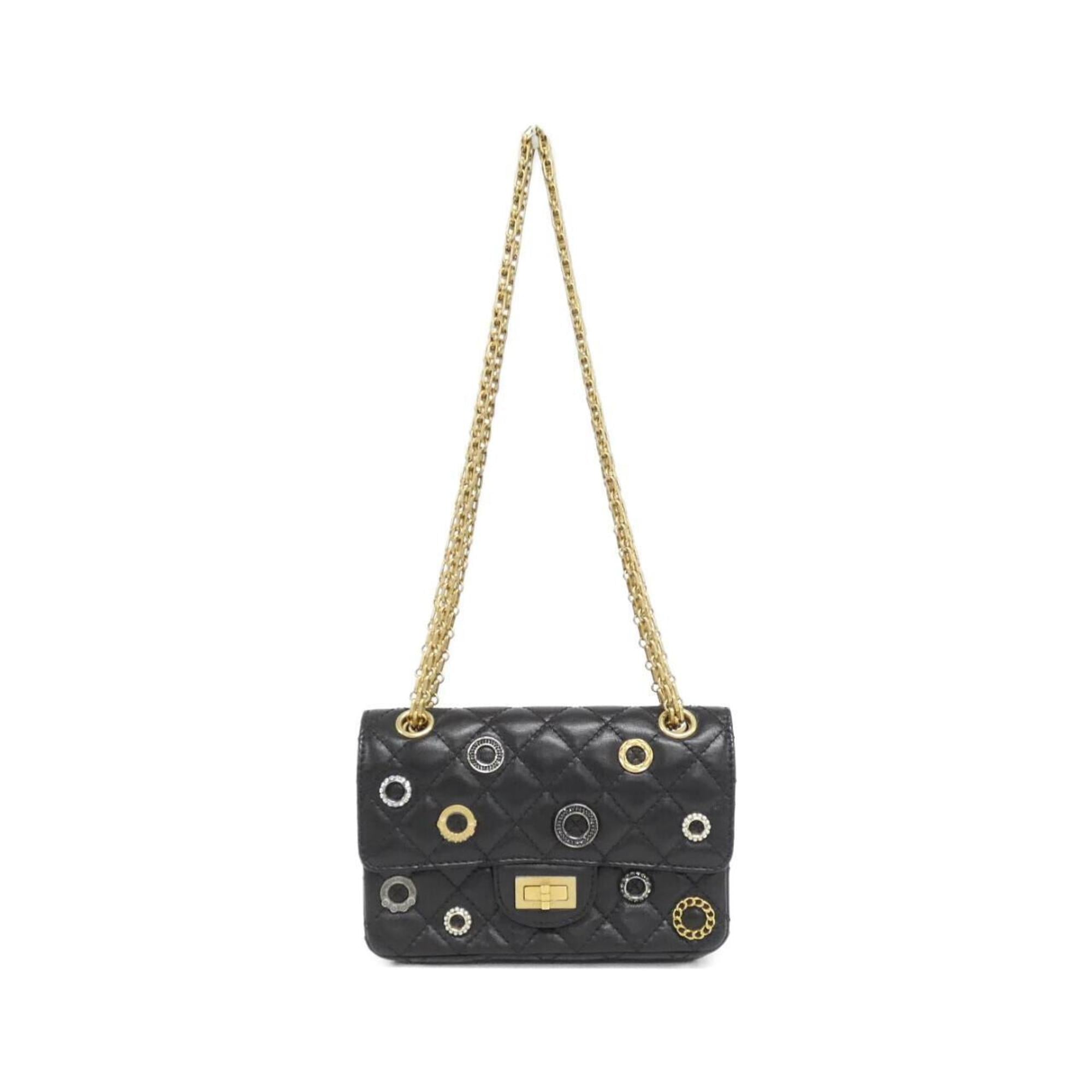 Chanel Black Leather Shoulder Bag (Pre-Owned)