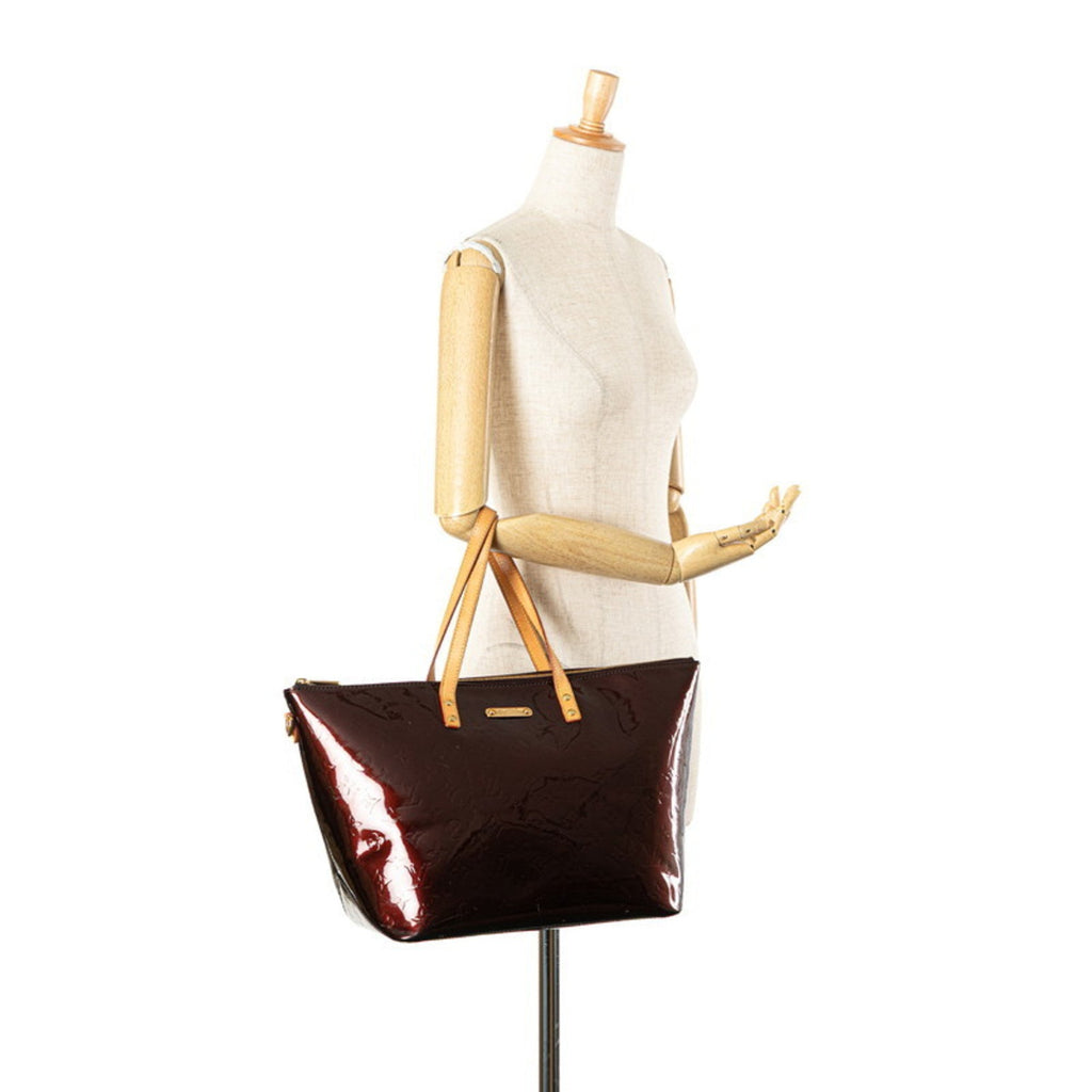 Louis Vuitton Amarante Brown Patent Leather Leather Handbag Shoulder Bag (Pre-Owned)