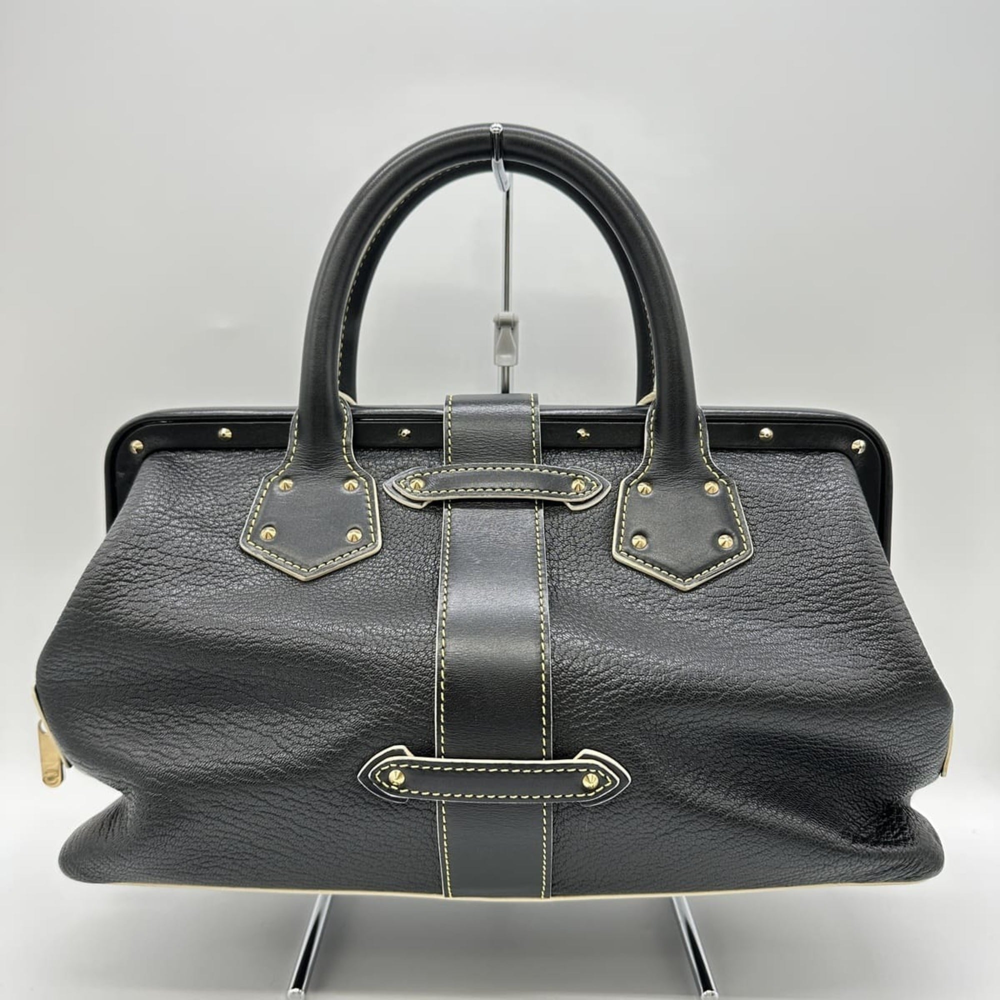 Louis Vuitton Black Suhali Leather Handbag (Pre-Owned)