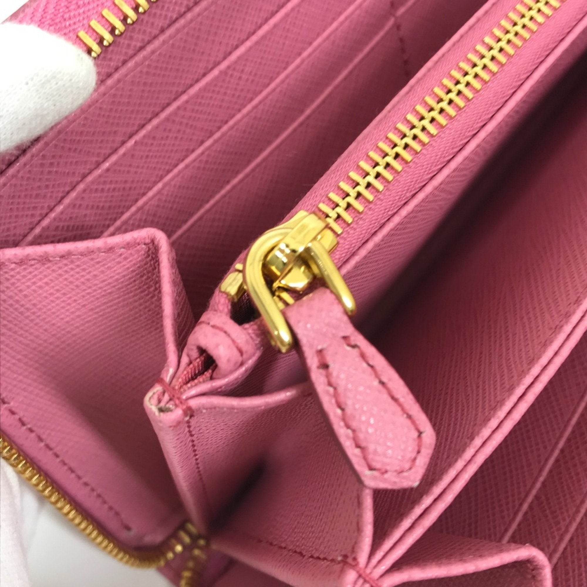 Prada Pink Other Long Wallet (Bi-Fold) (Pre-Owned)
