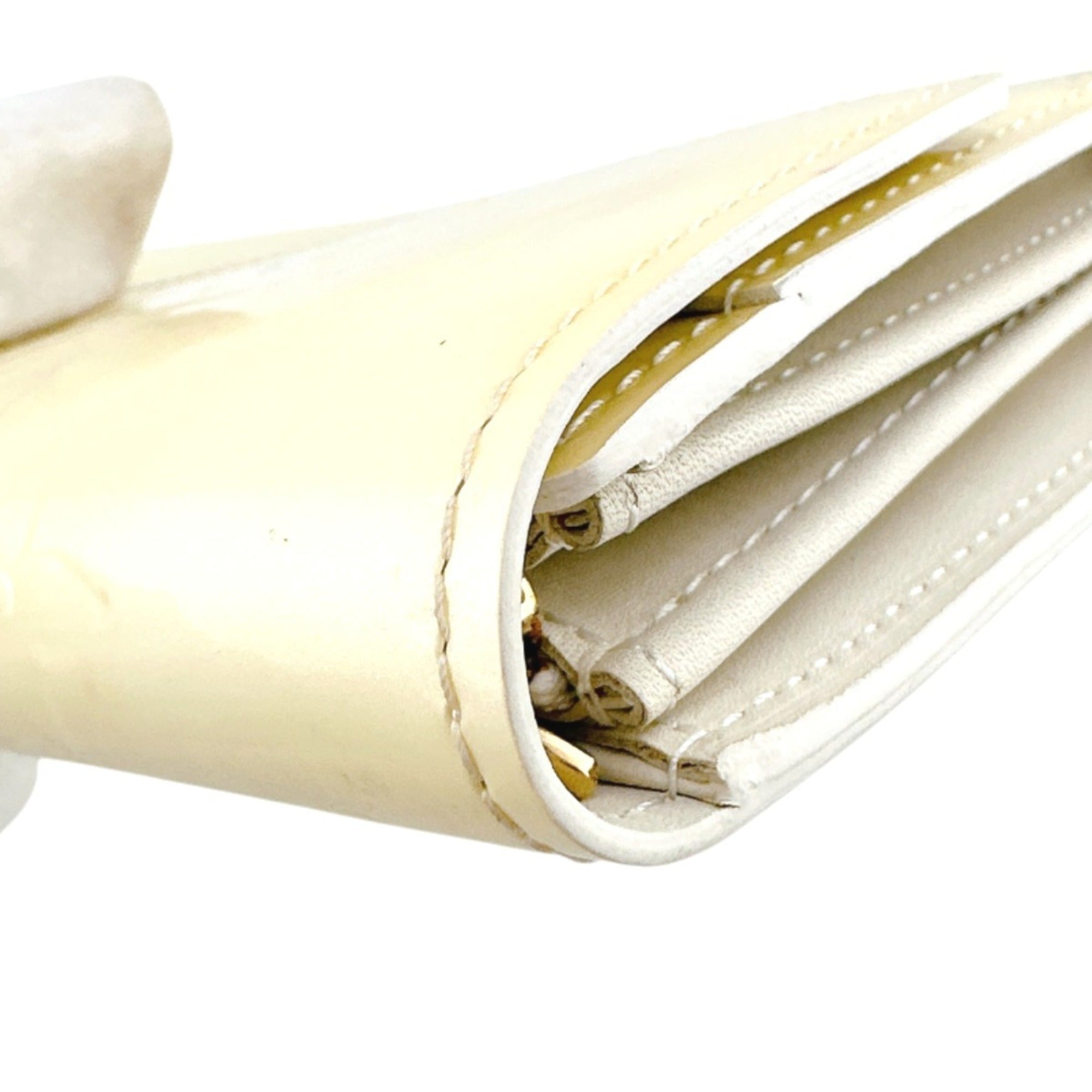 Louis Vuitton Cream White Monogram Vernis Long Wallet (Tri-Fold) (Pre-Owned)
