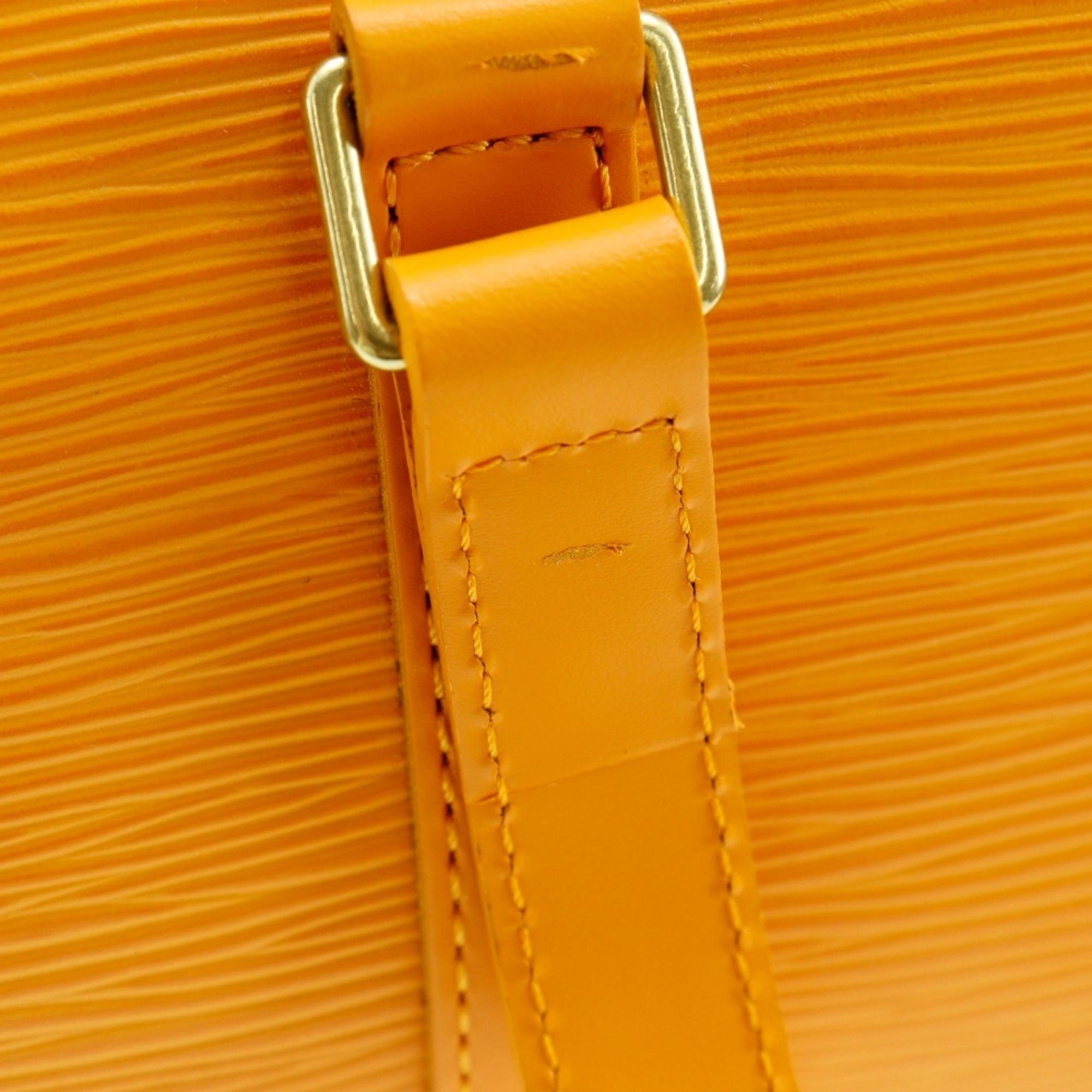 Louis Vuitton Orange Epi Leather Handbag (Pre-Owned)