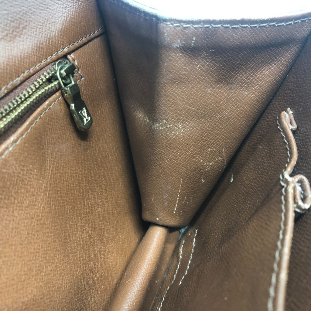 Louis Vuitton Brown Monogram Clutch Bag Pochette Pouch (Pre-Owned)