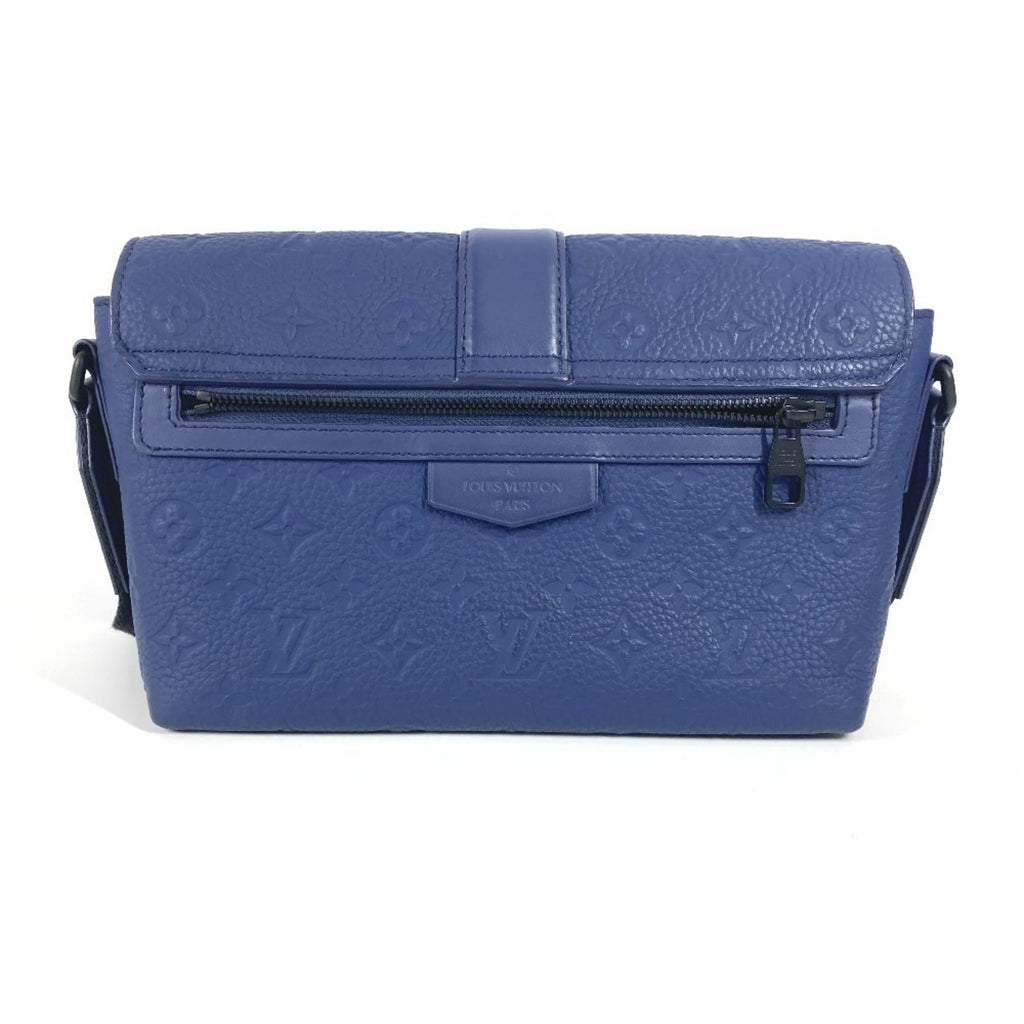Louis Vuitton Blue Leather Shoulder Bag (Pre-Owned)