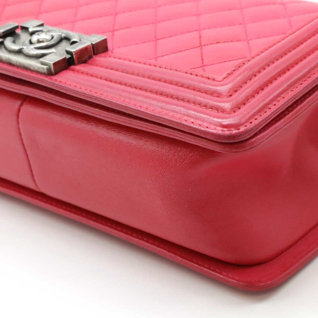 Chanel Pink Grained Calfskin Shoulder Bag (Pre-Owned)