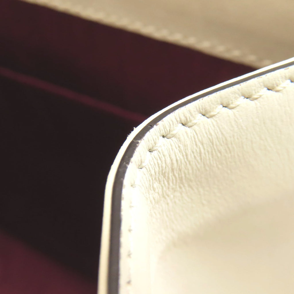 Gucci White Leather Shoulder Bag (Pre-Owned)