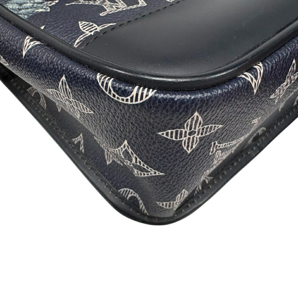 Louis Vuitton Navy Leather Shoulder Bag (Pre-Owned)