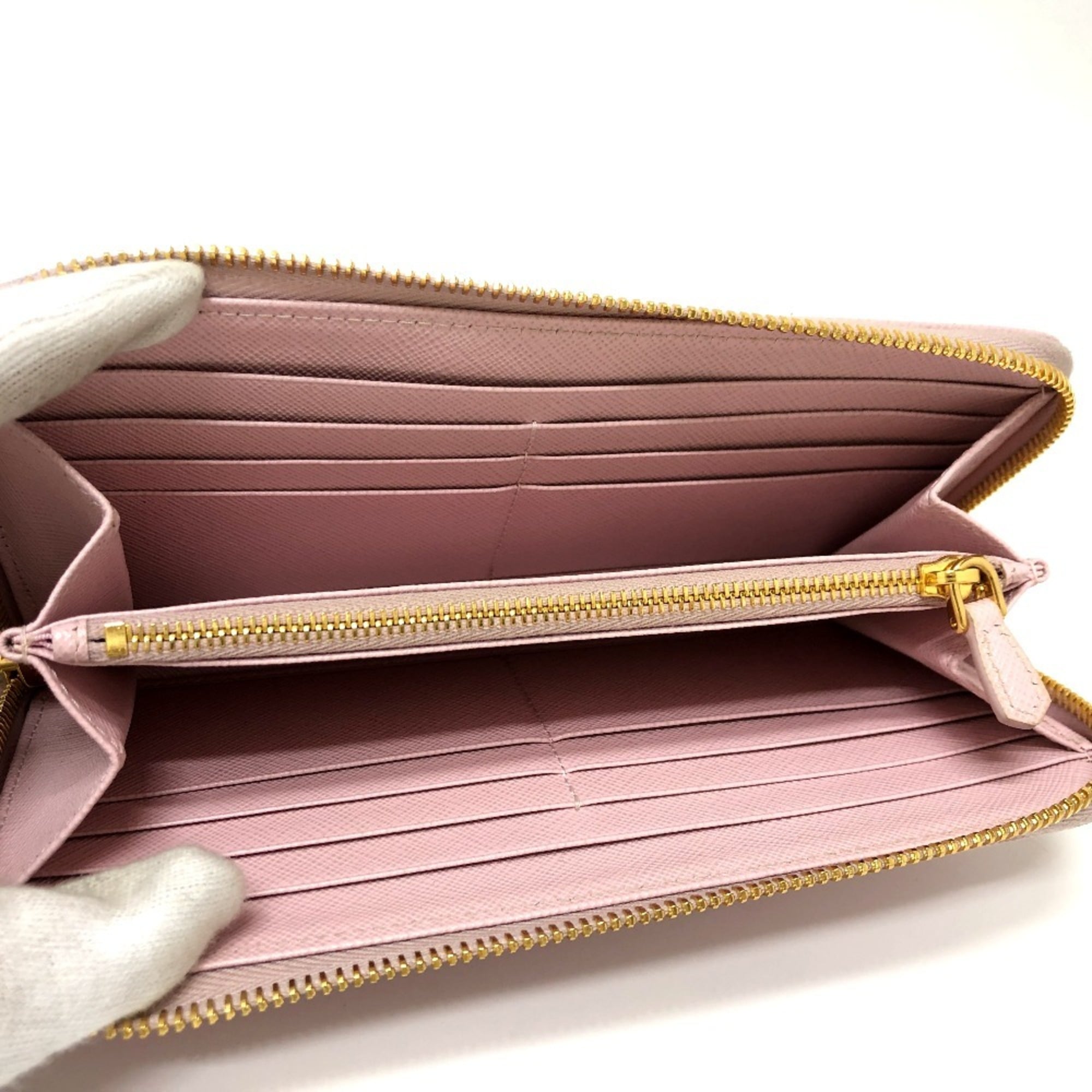 Prada Pink Saffiano Metal Long Wallet (Bi-Fold) (Pre-Owned)