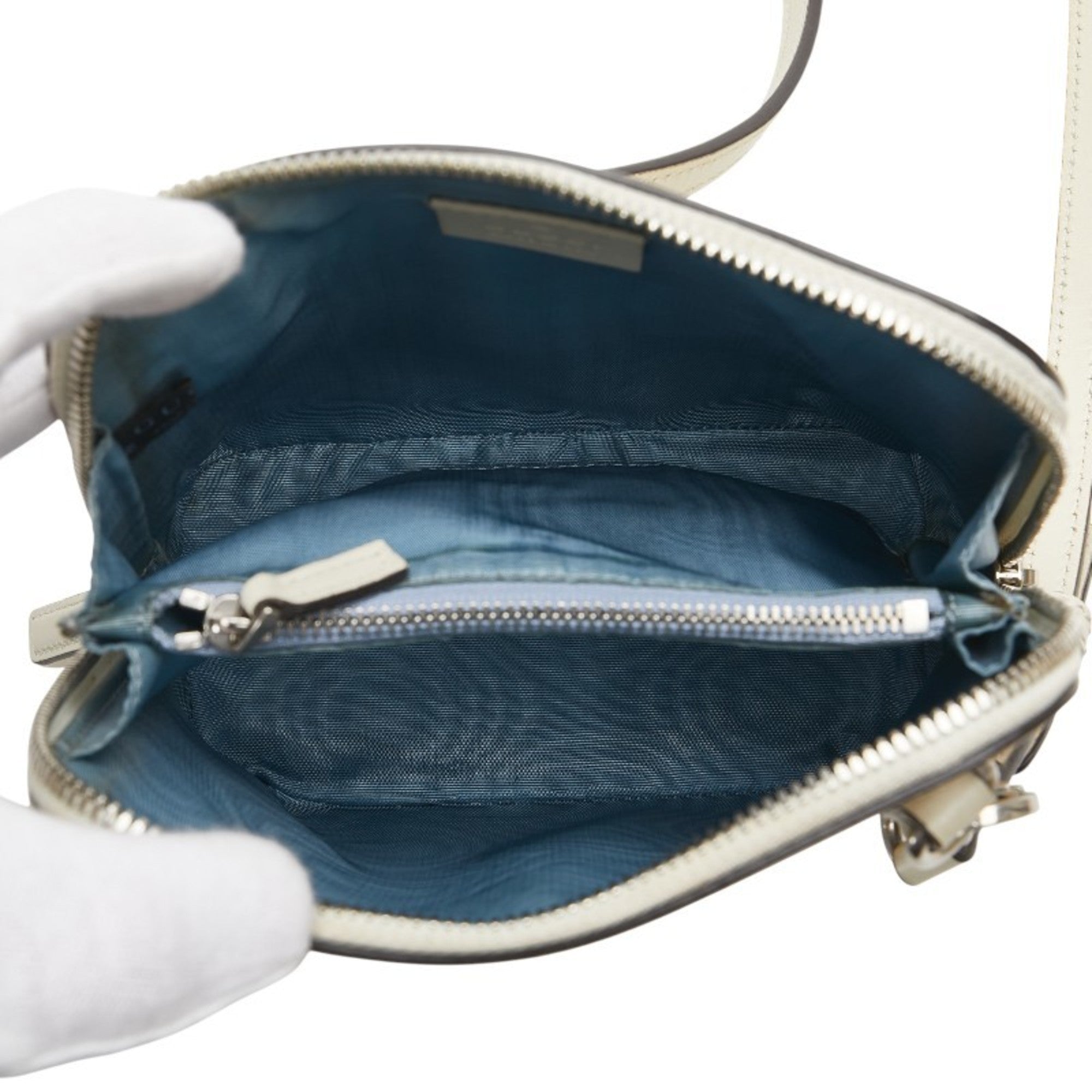 Gucci Gold White Leather Shoulder Bag (Pre-Owned)