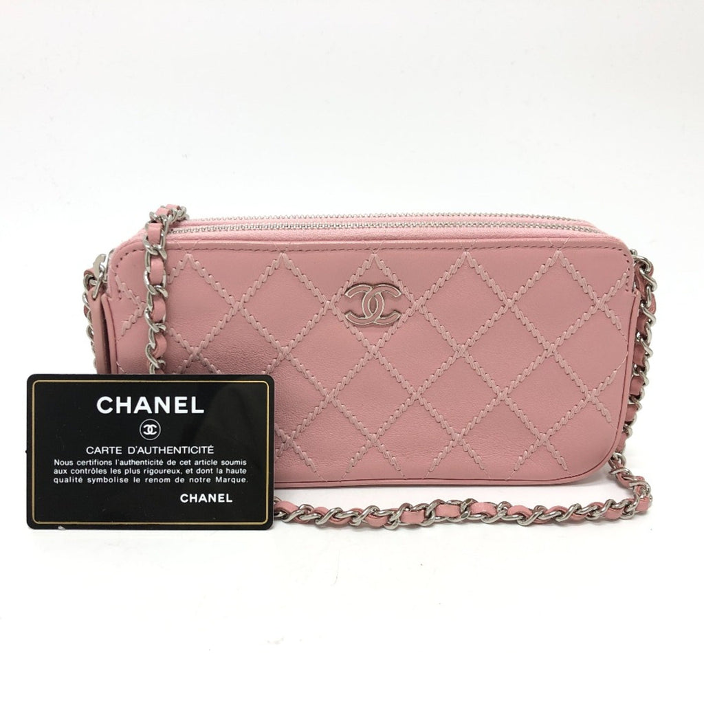 Chanel Pink Leather Shoulder Bag (Pre-Owned)