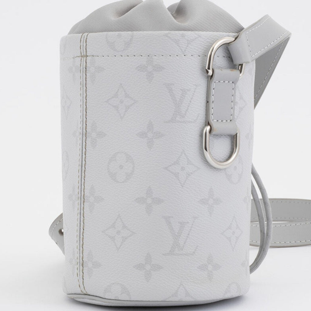 Louis Vuitton Monogram Light Gray White Monogram Shoulder Bag (Pre-Owned)