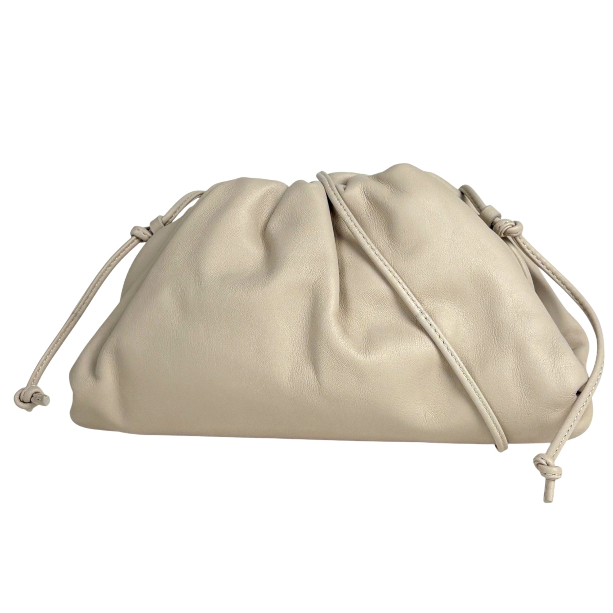 Bottega Veneta Ivory Leather Pouch Shoulder Bag (Pre-Owned)