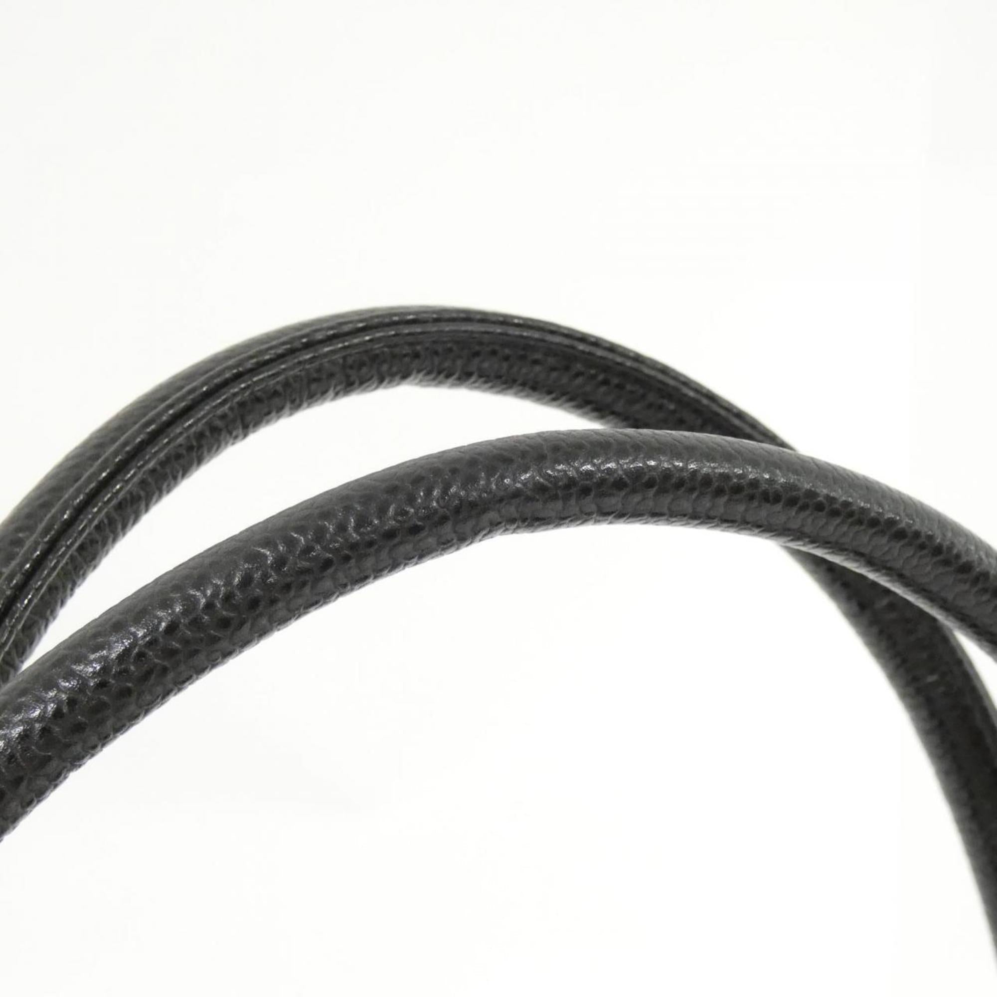 Chanel Black Grained Calfskin Handbag (Pre-Owned)