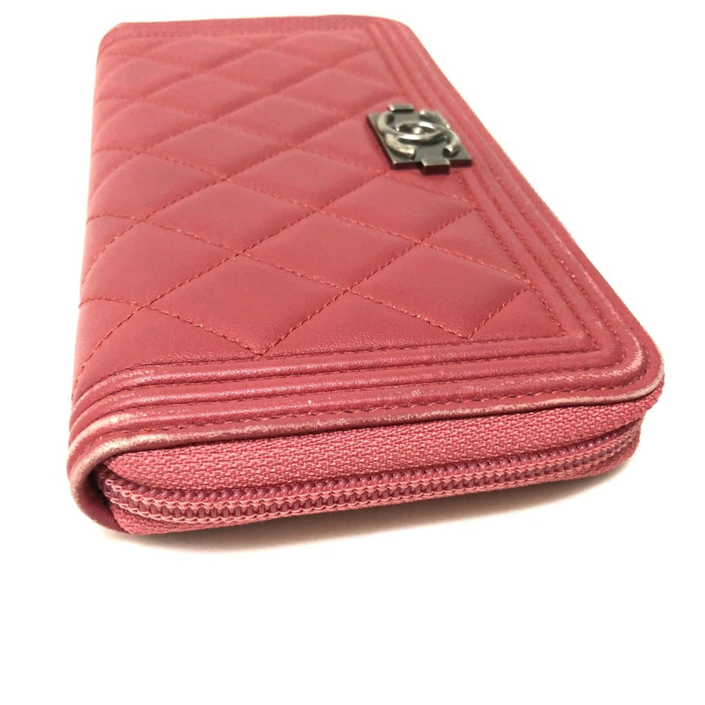 Chanel Pink Leather Long Wallet (Bi-Fold) (Pre-Owned)