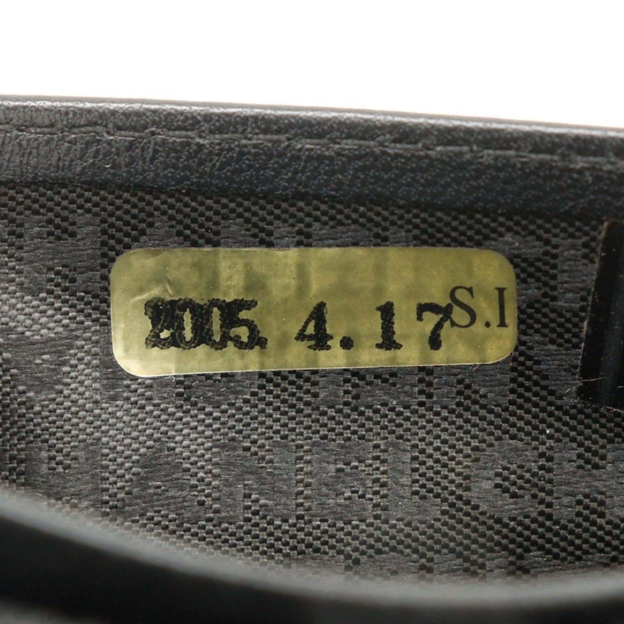 Chanel Black Leather Long Wallet (Bi-Fold) (Pre-Owned)