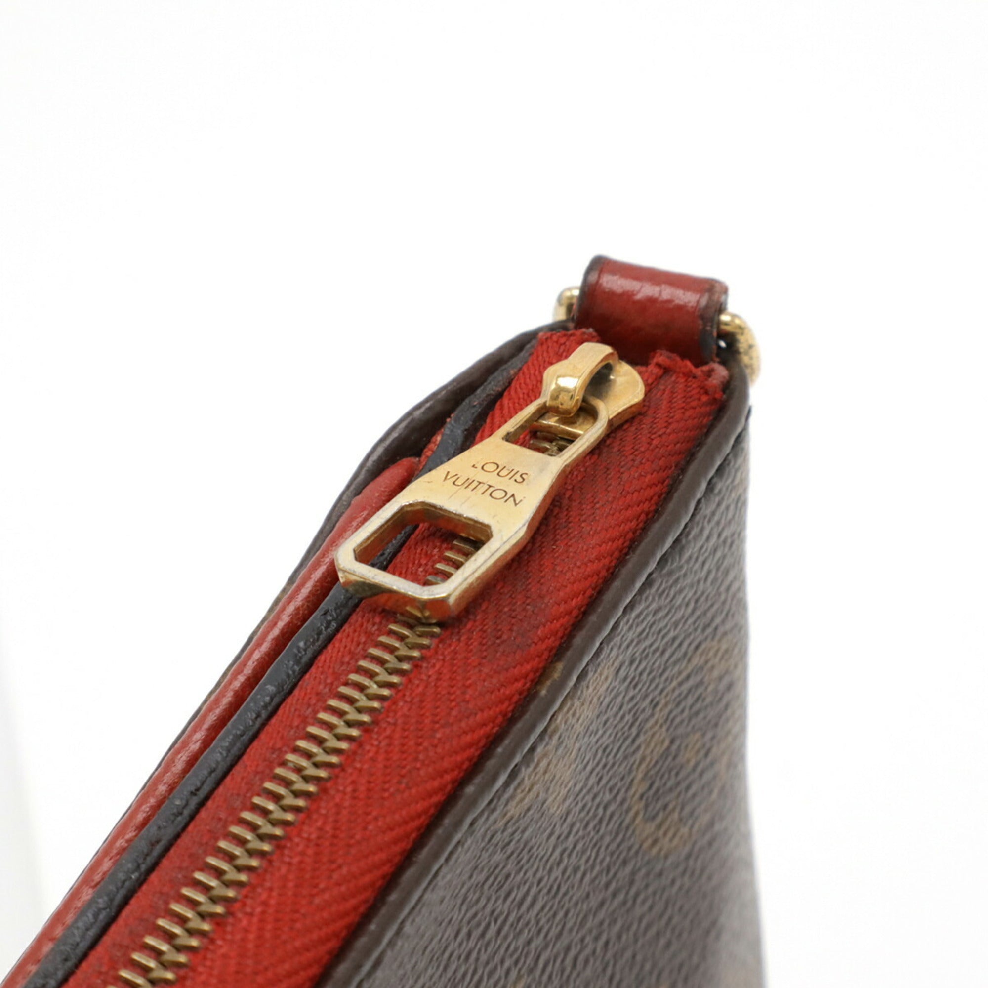 Louis Vuitton Cerise Monogram Red Color Monogram Leather Clutch Bag Shoulder Bag (Pre-Owned)