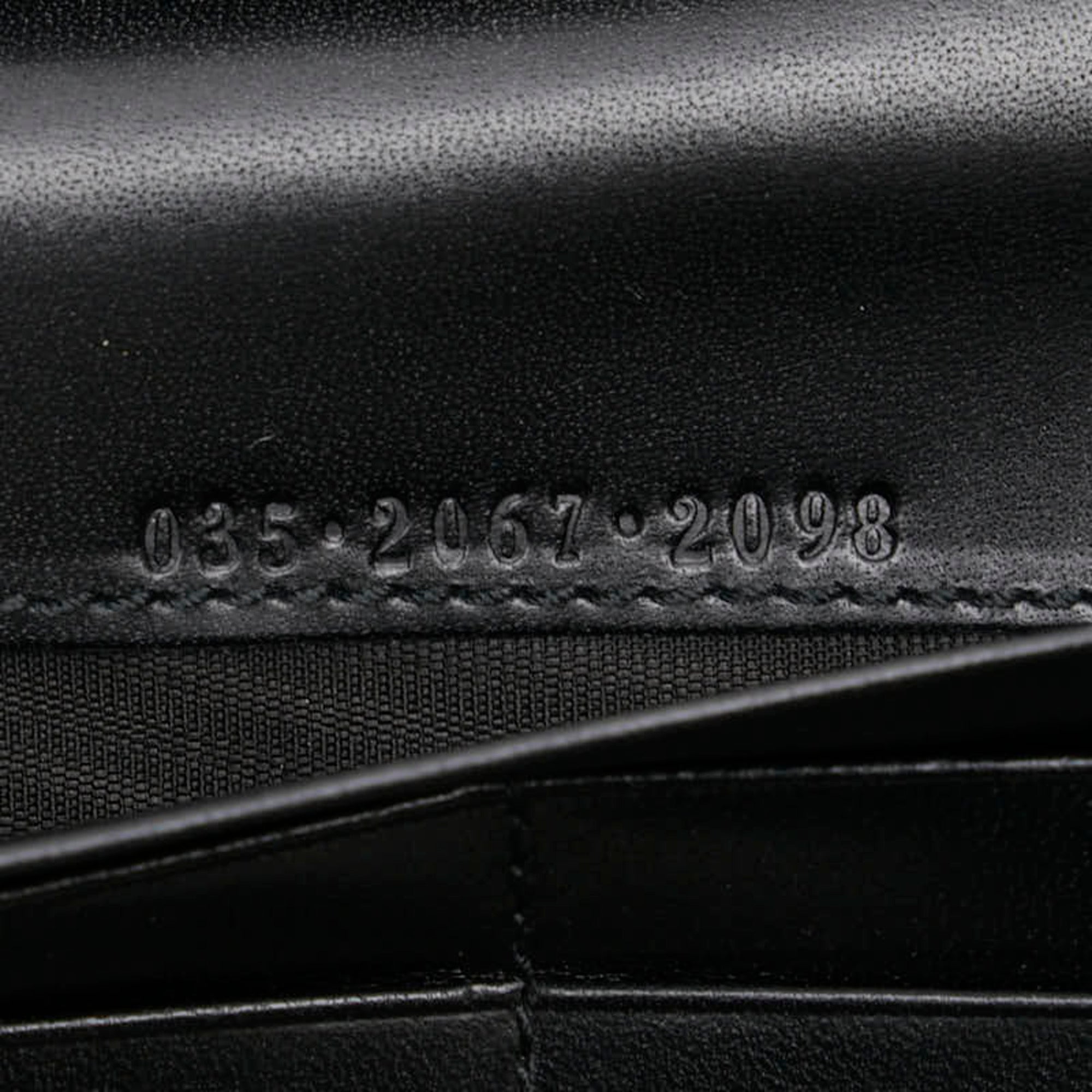 Gucci Black Leather Long Wallet (Bi-Fold) (Pre-Owned)