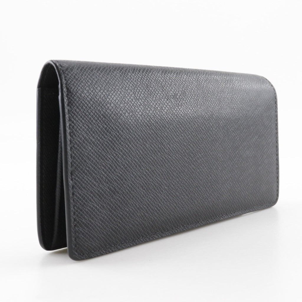 Louis Vuitton Taiga Black Noir Taiga Leather Long Wallet (Bi-Fold) (Pre-Owned)
