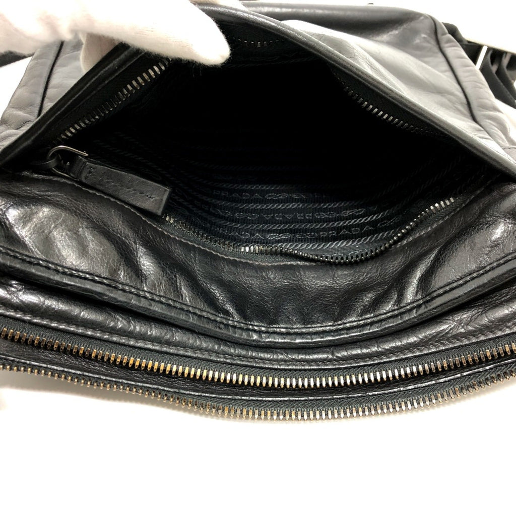 Prada Black Leather Shoulder Bag (Pre-Owned)