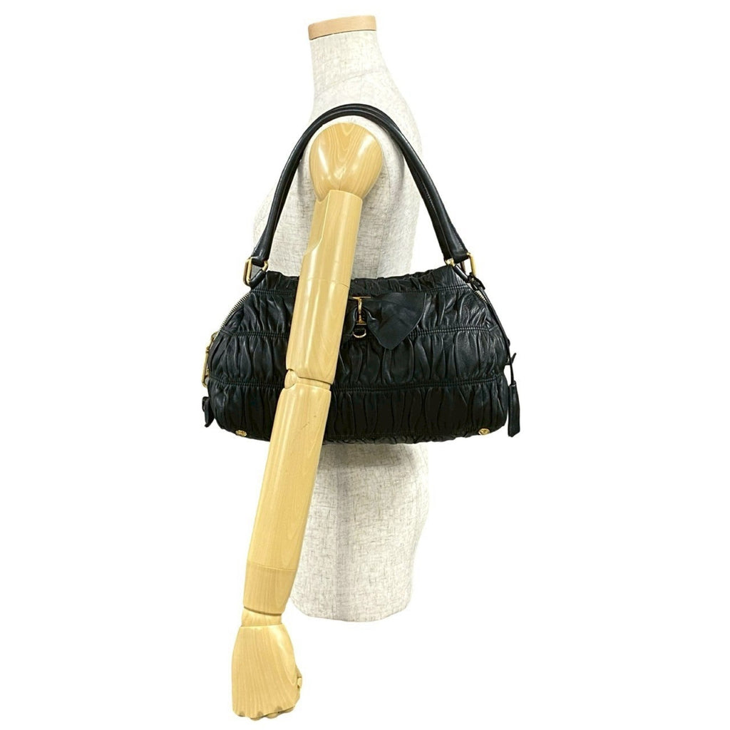 Prada Black Leather Handbag (Pre-Owned)