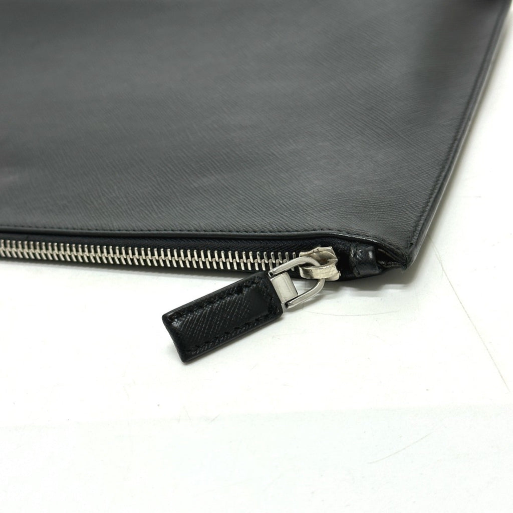 Prada Black Leather Clutch Bag (Pre-Owned)