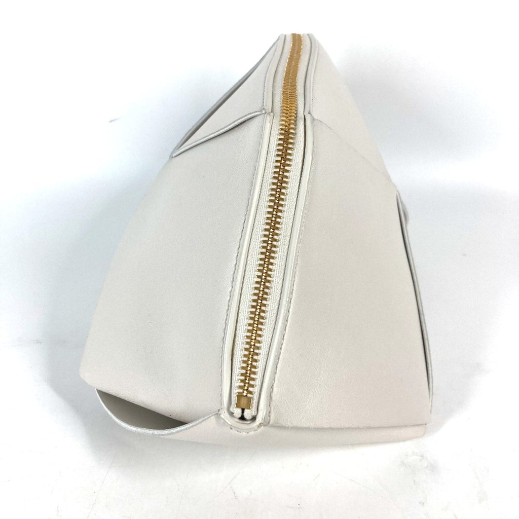 Bottega Veneta White Leather Pouch (Pre-Owned)