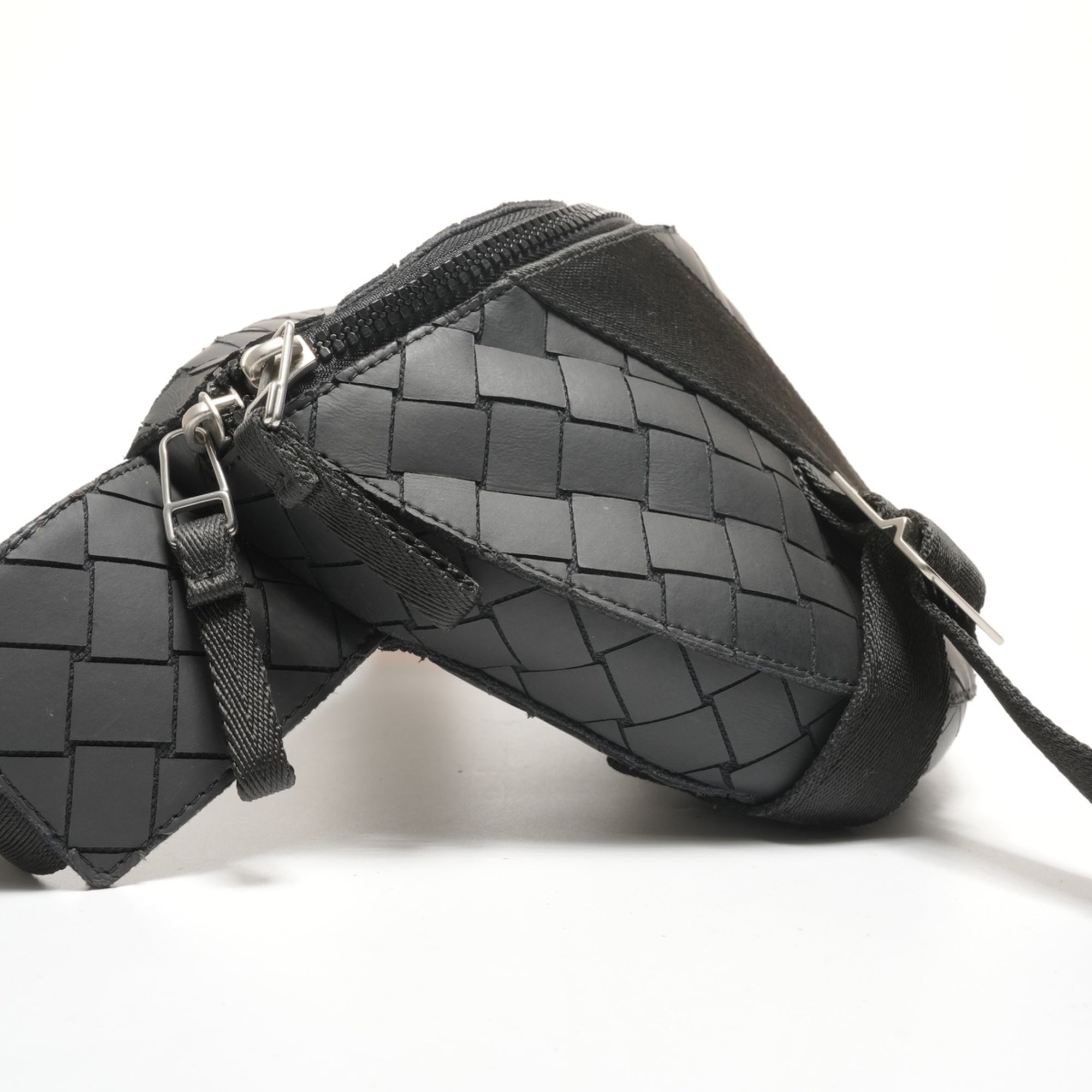 Bottega Veneta Intrecciato Black Rubber Shoulder Bag Sling Bag (Pre-Owned)