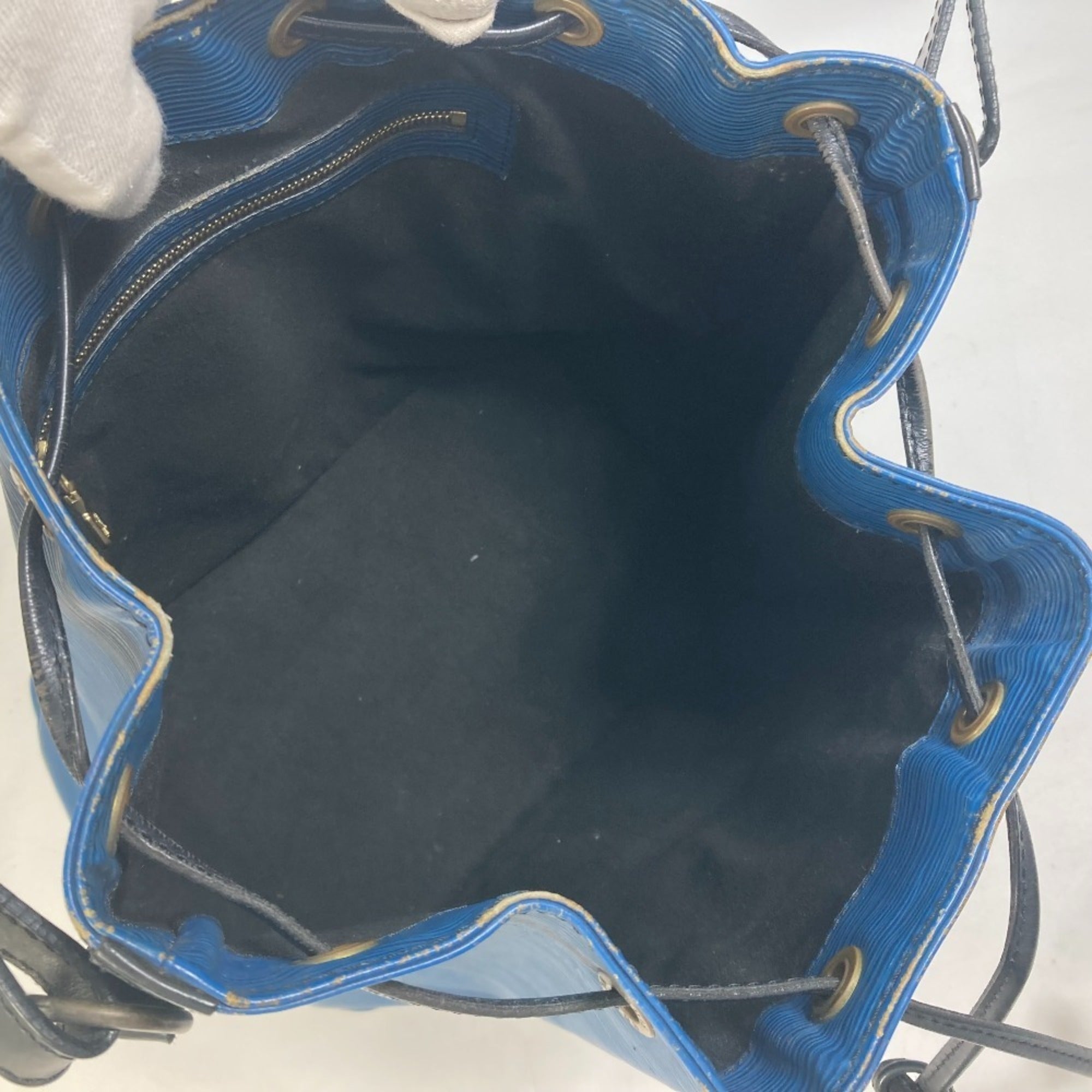 Louis Vuitton Black Blue Toledo Blue Epi Leather Shoulder Bag (Pre-Owned)