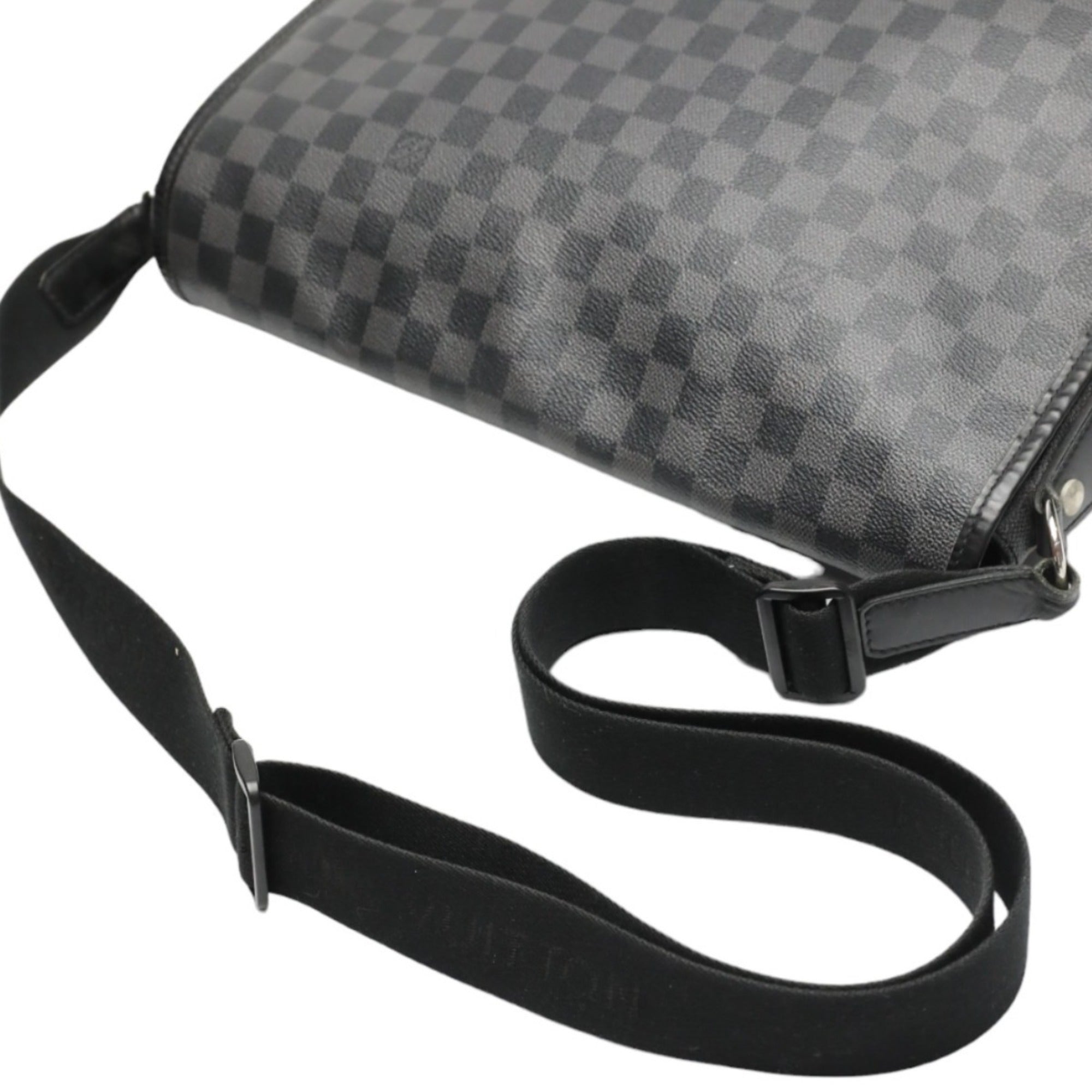 Louis Vuitton Damier Graphite Black Leather Shoulder Bag (Pre-Owned)