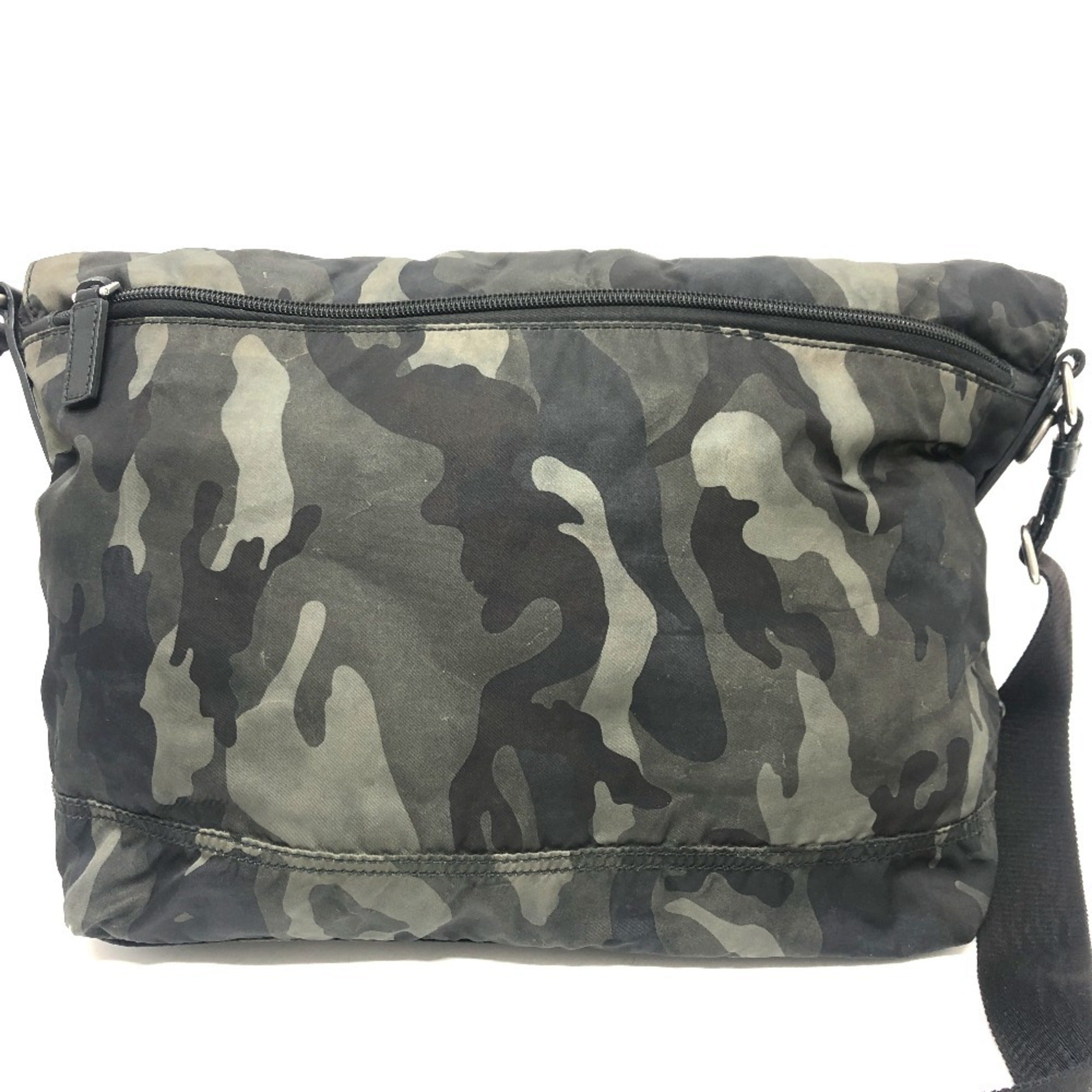 Prada Green Nylon Shoulder Bag (Pre-Owned)