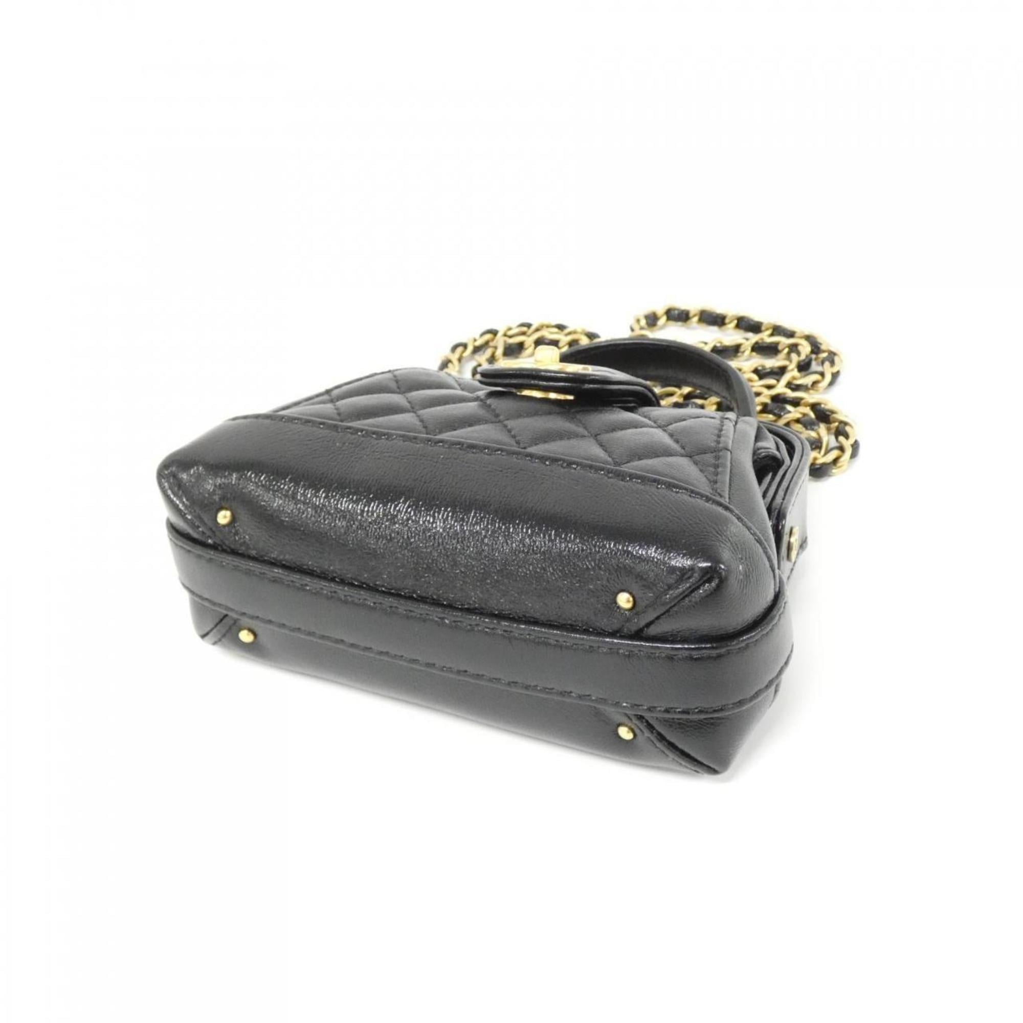 Chanel Black Leather Shoulder Bag (Pre-Owned)