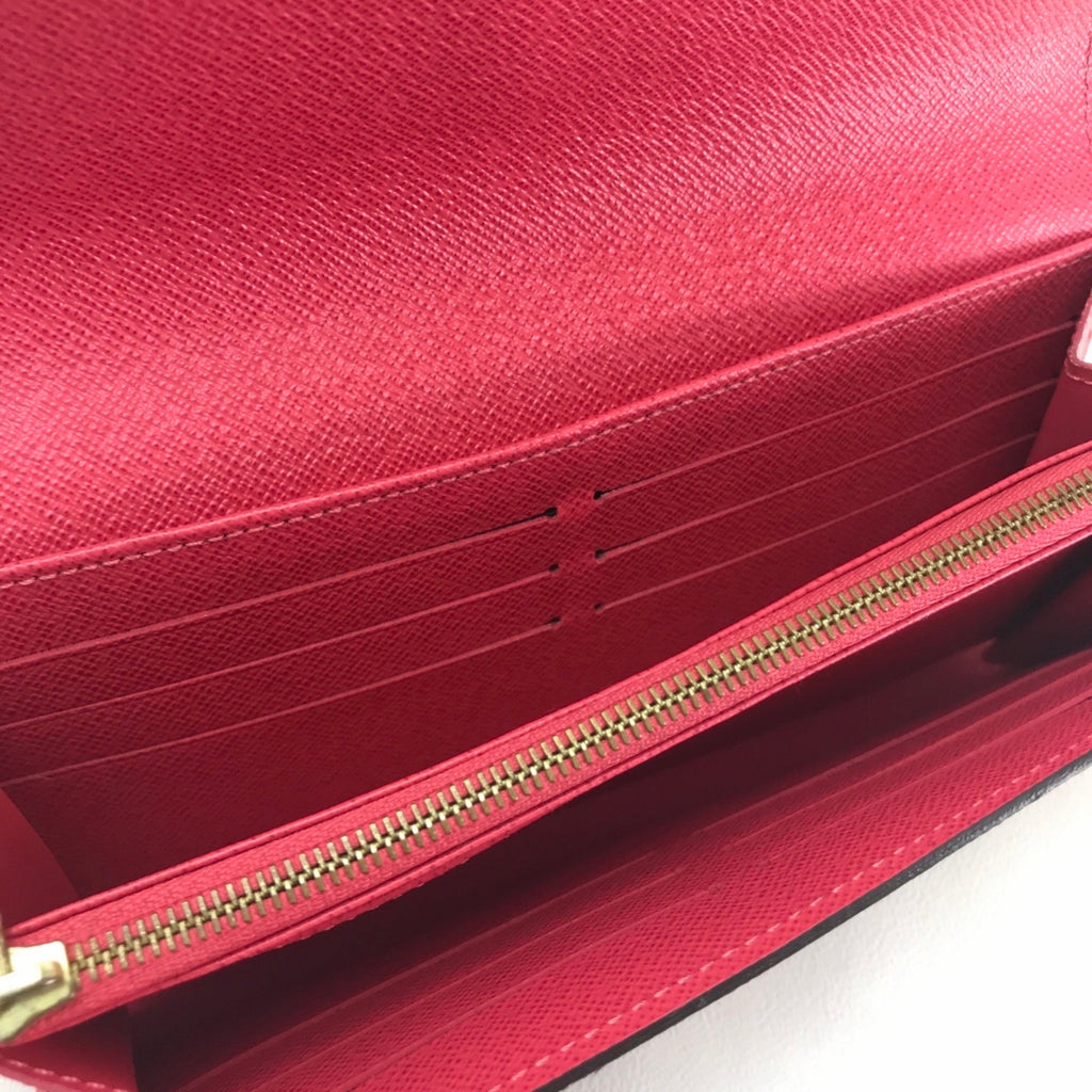 Louis Vuitton Other Other Wallet (Bi-Fold) (Pre-Owned)