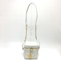 Chanel White Leather Shoulder Bag (Pre-Owned)