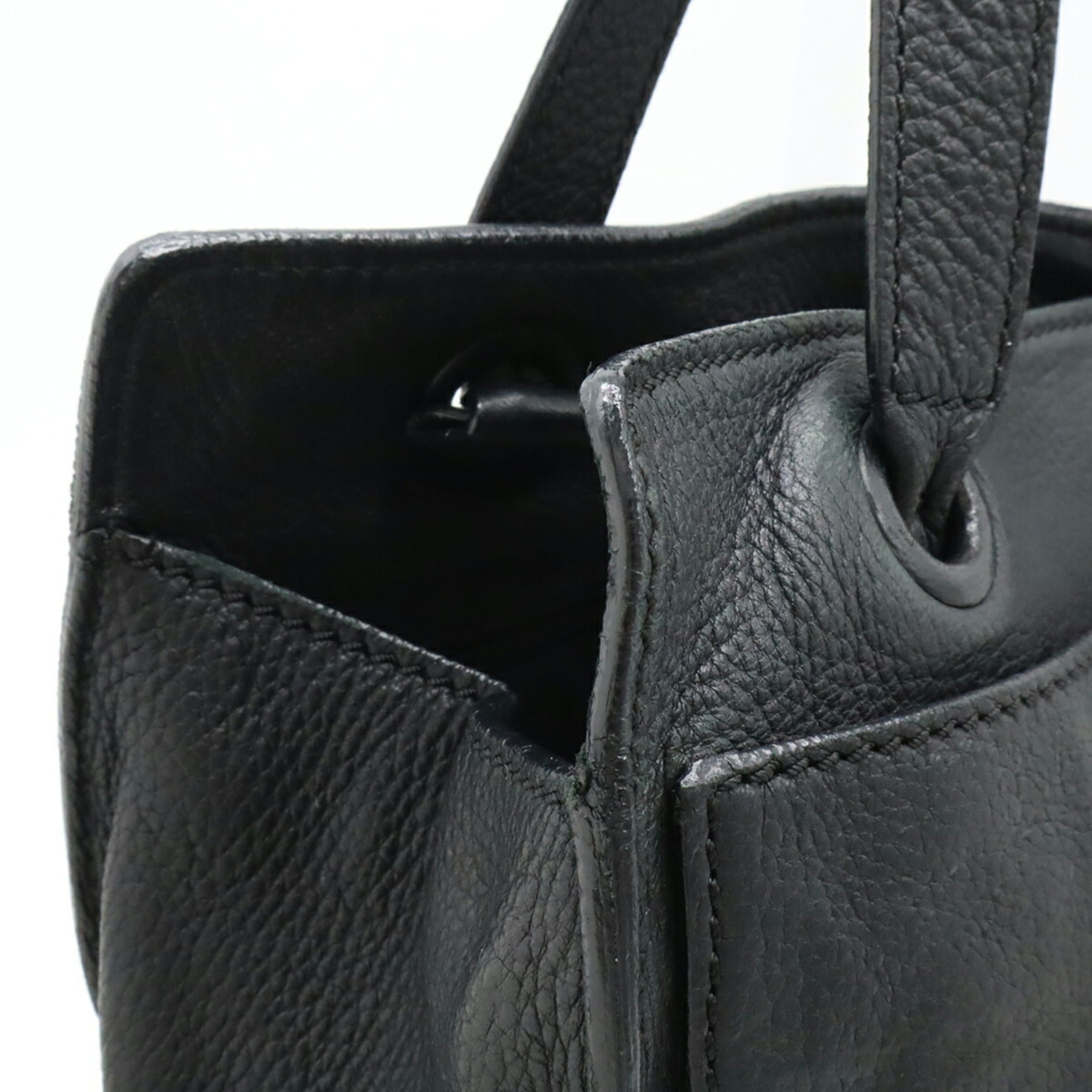Chanel Black Leather Shoulder Bag Tote Bag (Pre-Owned)