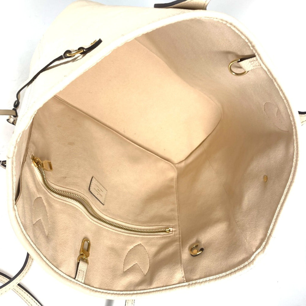 Louis Vuitton Beige Other Tote Bag (Pre-Owned)